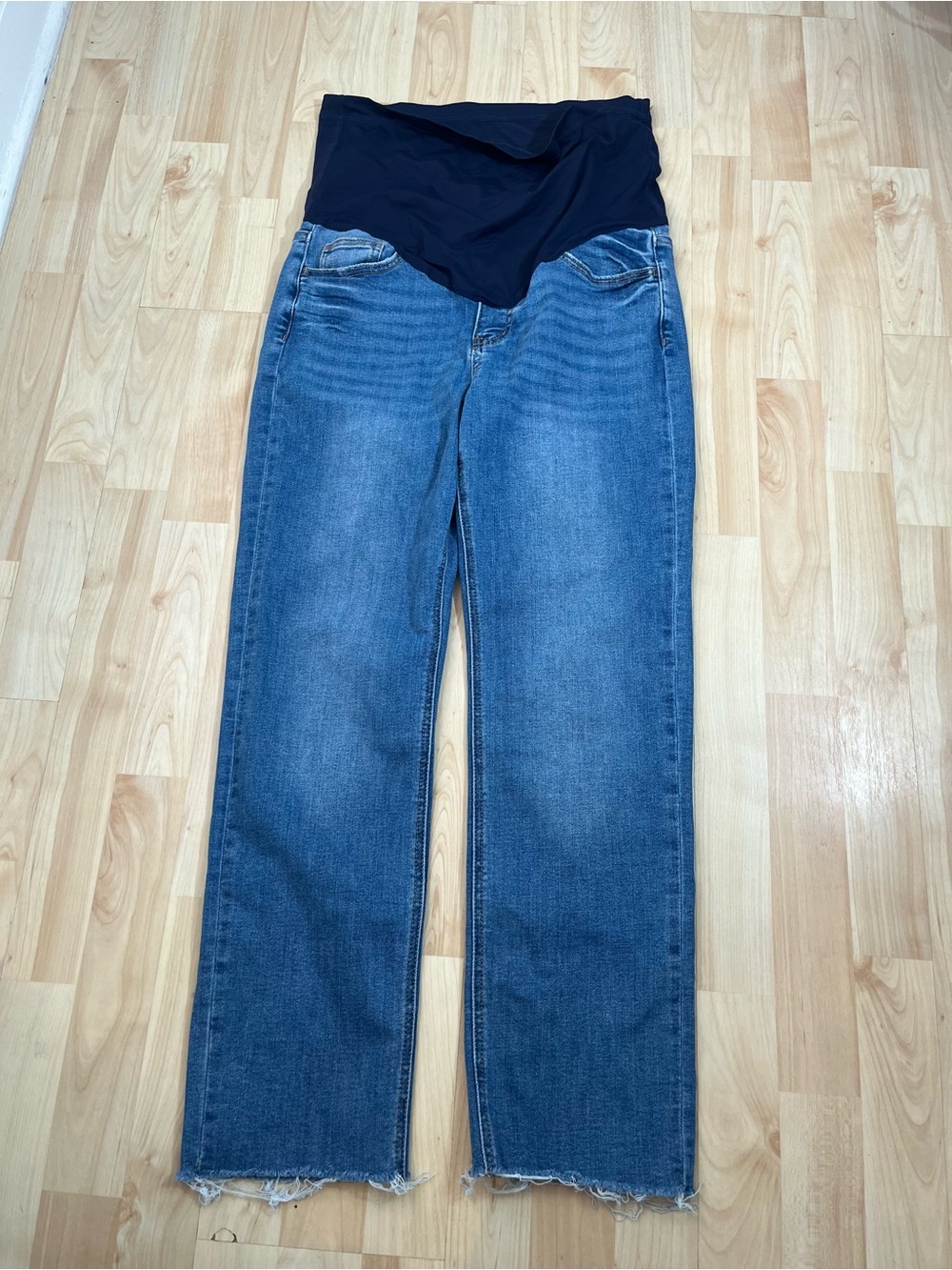 Pinkblush Maternity Womens Medium Wash Raw Hem Straight Leg Jeans Size 30